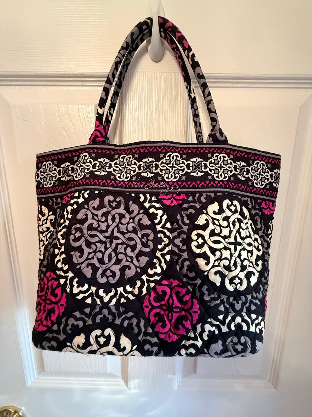 Vera Bradley tote bag is in the retired "Canterbury Magenta" pattern Winter 2013